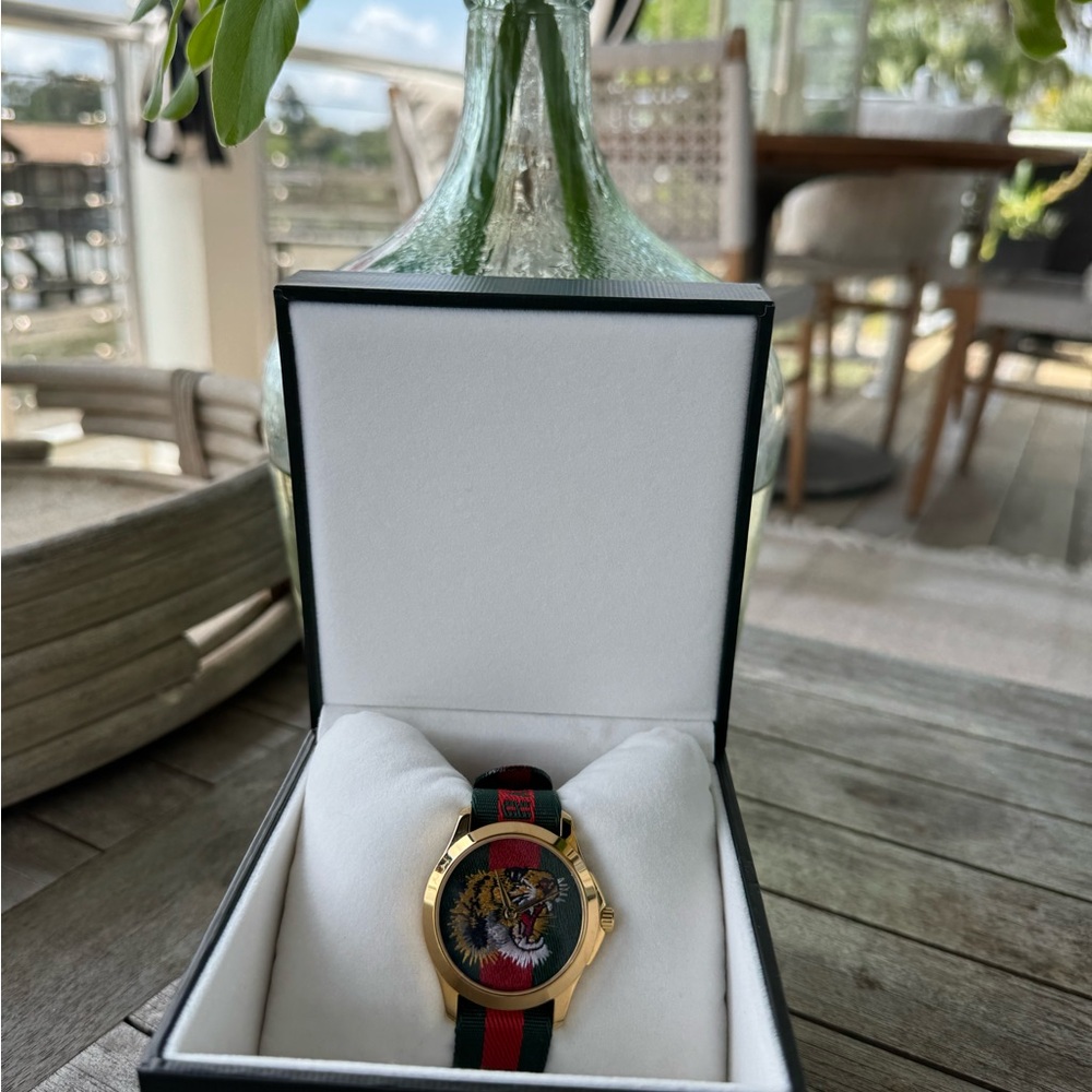 Gucci Watch - Picture 1 of 7